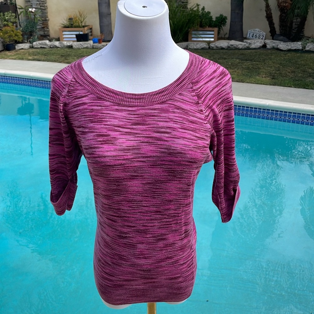 Ann Taylor purple/pink/black Knit short sleeve top, cuffed sleeves | Siz…